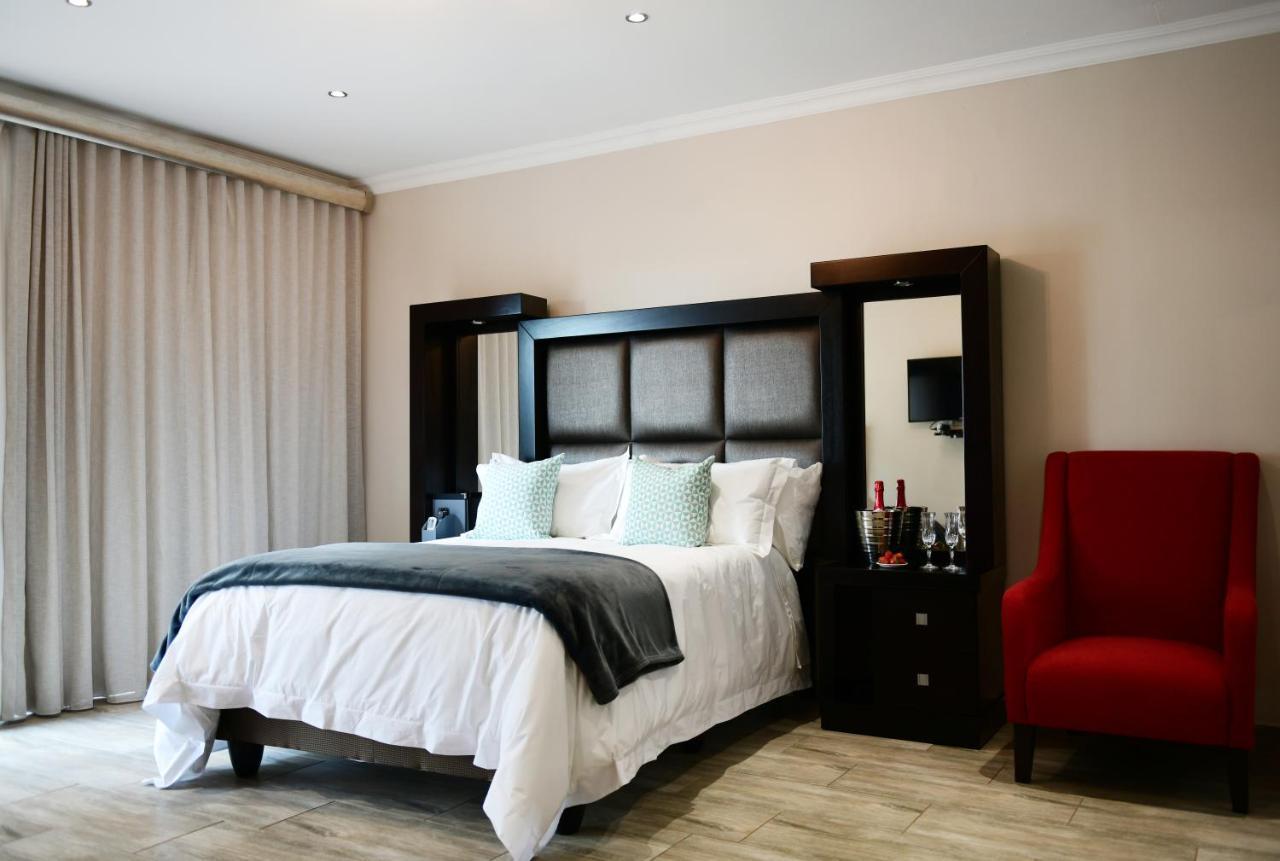 Rnb Guesthouse Roodepoort Exterior foto