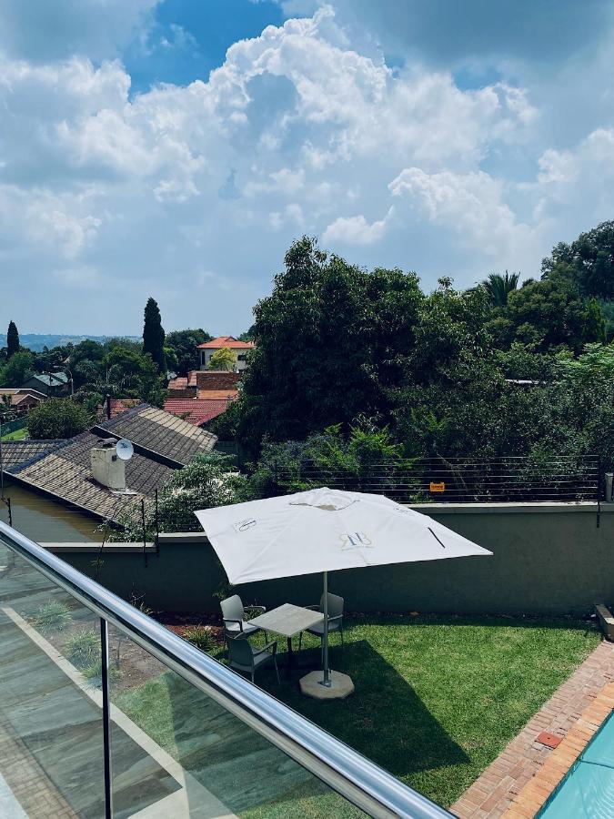 Rnb Guesthouse Roodepoort Exterior foto